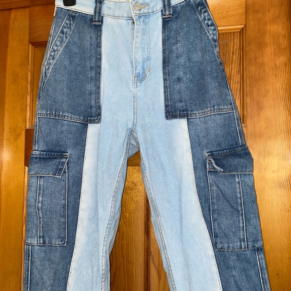 Women’s Stylish Two-Tone Blue Jeans